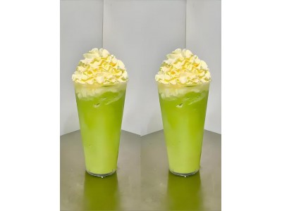 MATCHA SLUSH WITH CREAM FOAM